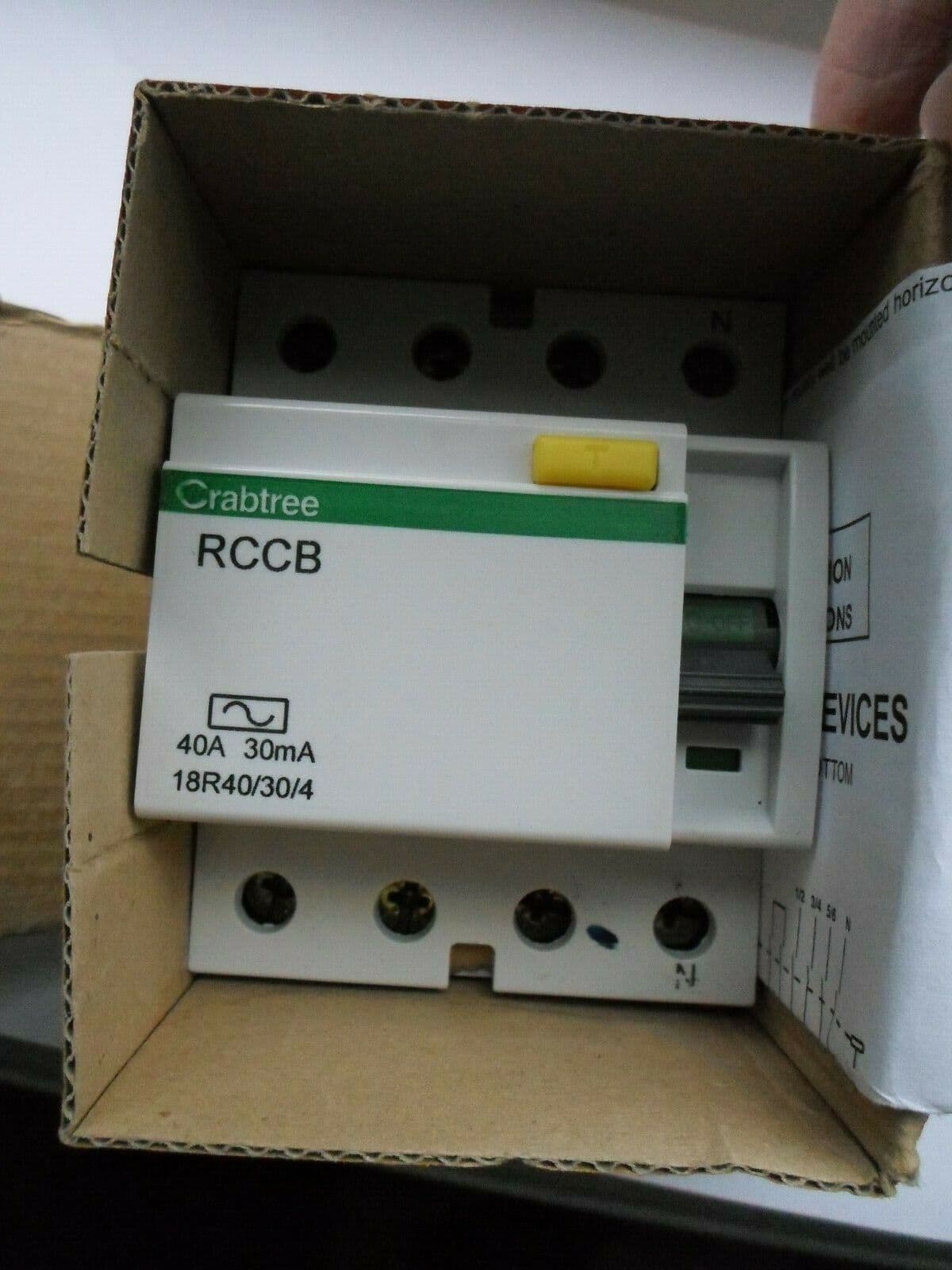 CRABTREE LOADSTAR 40 AMP 30mA 18R40/30/4 RCD CIRCUIT BREAKER