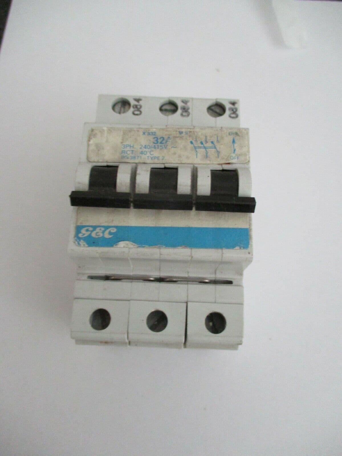 GEC GENERAL ELECTRIC X332 32A M9 32 AMP BS3871 TRIPLE POLE MCB