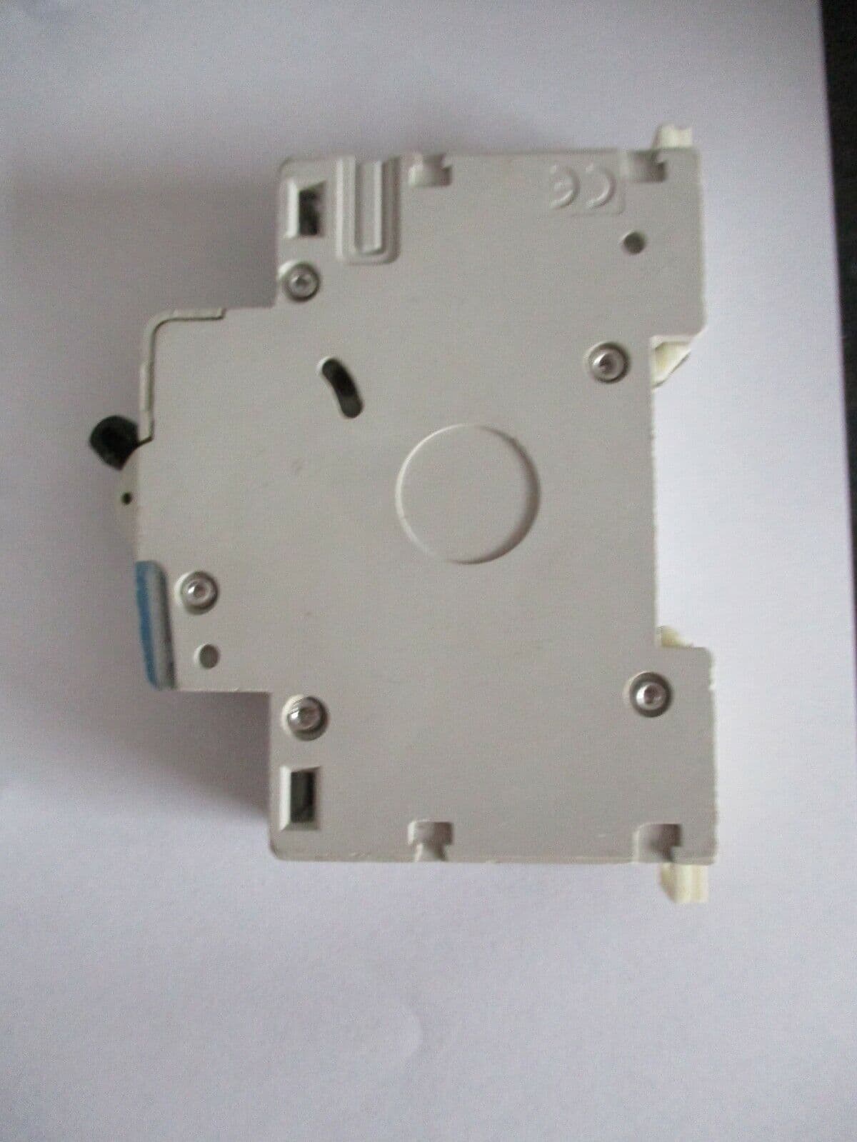 Proteus MCB 10 Amp Single Pole Circuit Breaker B10 Type B 10A 610BW - Willrose E - Foto 8