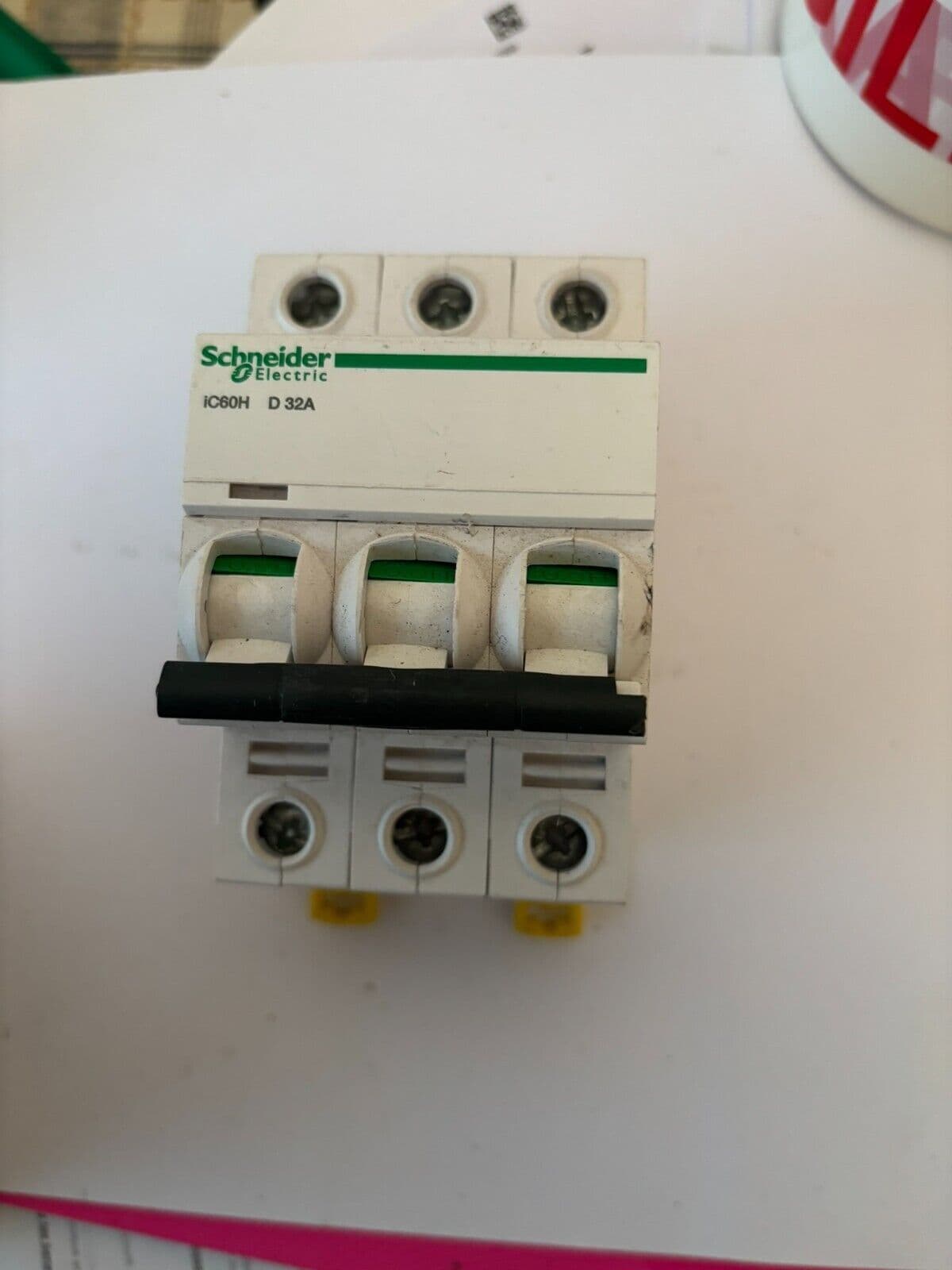 1 DISJONCTEUR TETRA schneider C60N 10 ka C 10amp MGN60906 EUR 19,00 - FR