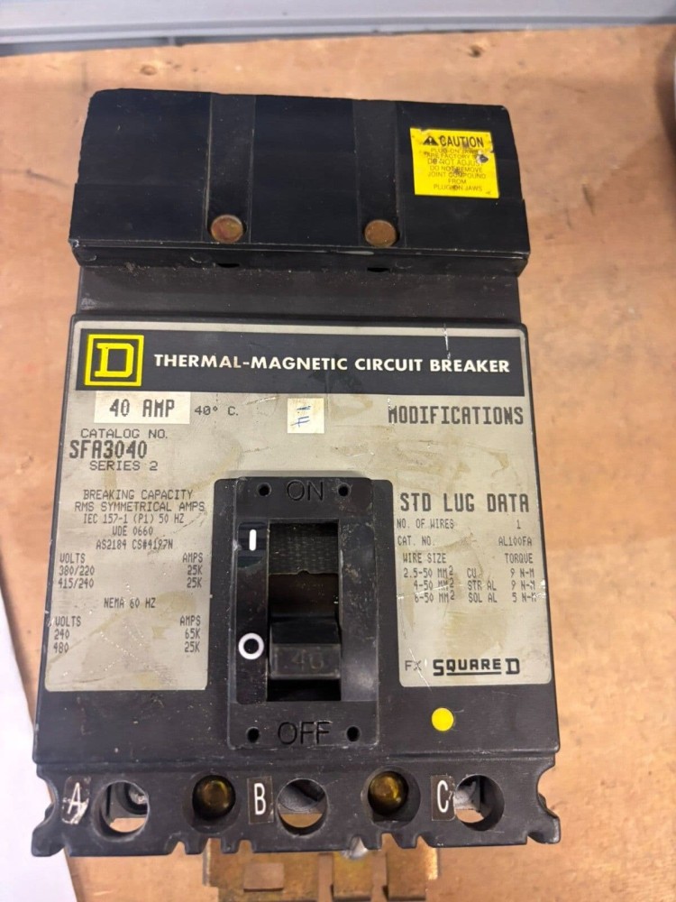 SQUARE D SFA3040 40 AMP SERIES 2 TRIPLE POLE ADJUSTABLE MCCB CIRCUIT ...